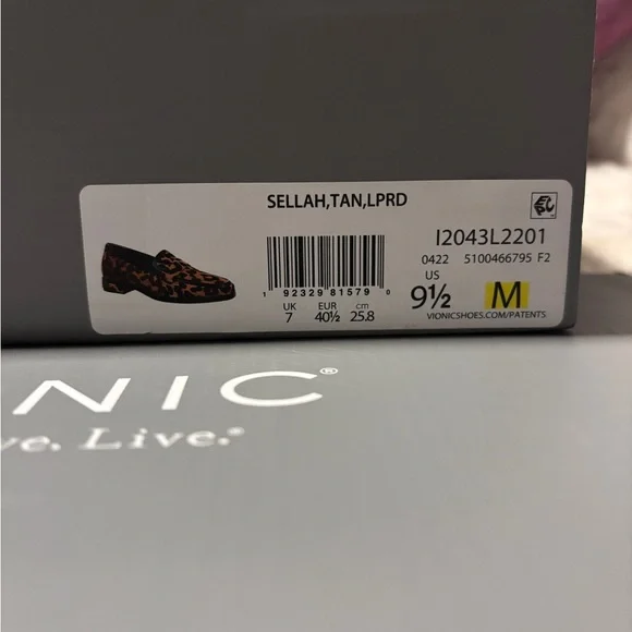 Vionic Leopard and Black Loafers - Picture 7 of 7